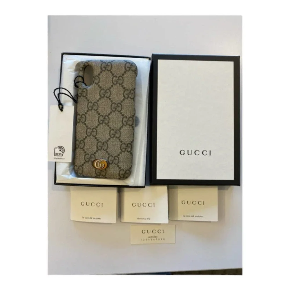New AUTHENTIC Gucci GG Supreme iPhone X iPhone XS Logo Smart Phone Case